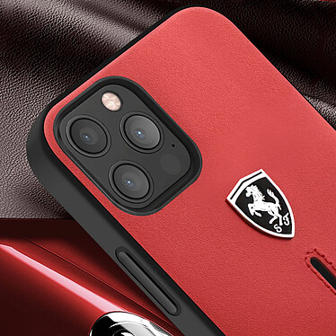 Acheter Ferrari Coque Cuir pour iPhone 12 et 12 Pro Contour Silicone Compatible QI Rouge