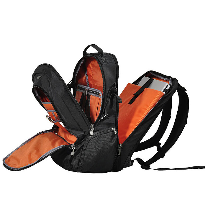 Review Everki Titan 18.4