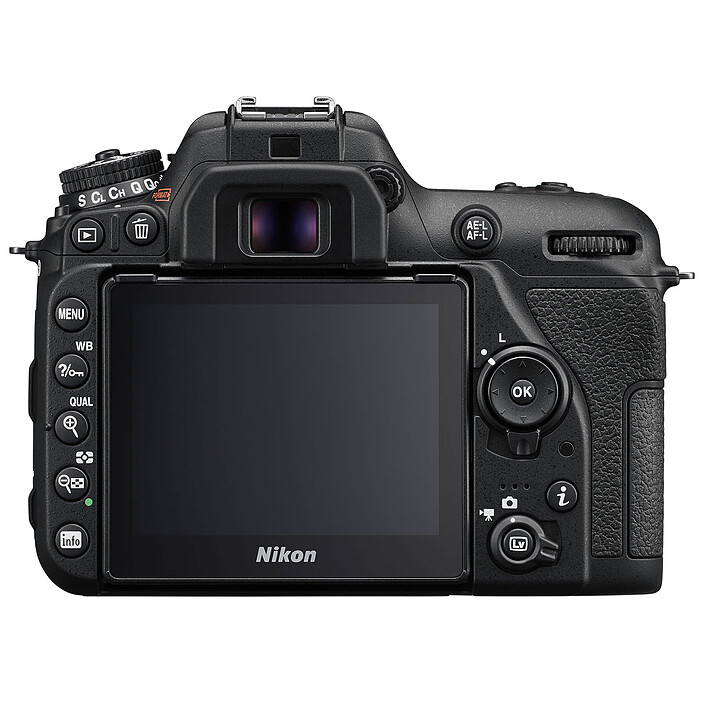 Comprar Nikon D7500 (carcasa desnuda)