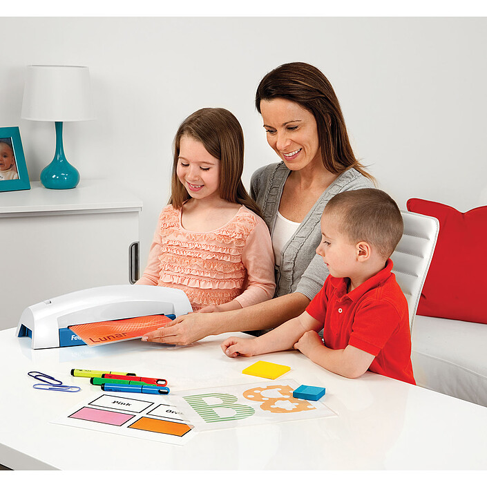 Laminating machine & pouches