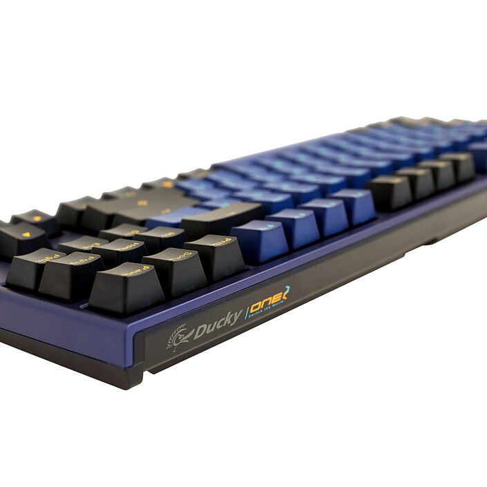 Ducky Channel One 2 TKL Horizon (Cherry MX Blue) pas cher