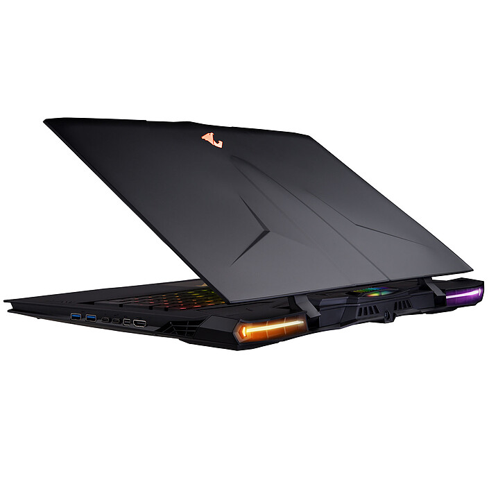 AORUS X9 DT v8 K644W10-FR pas cher