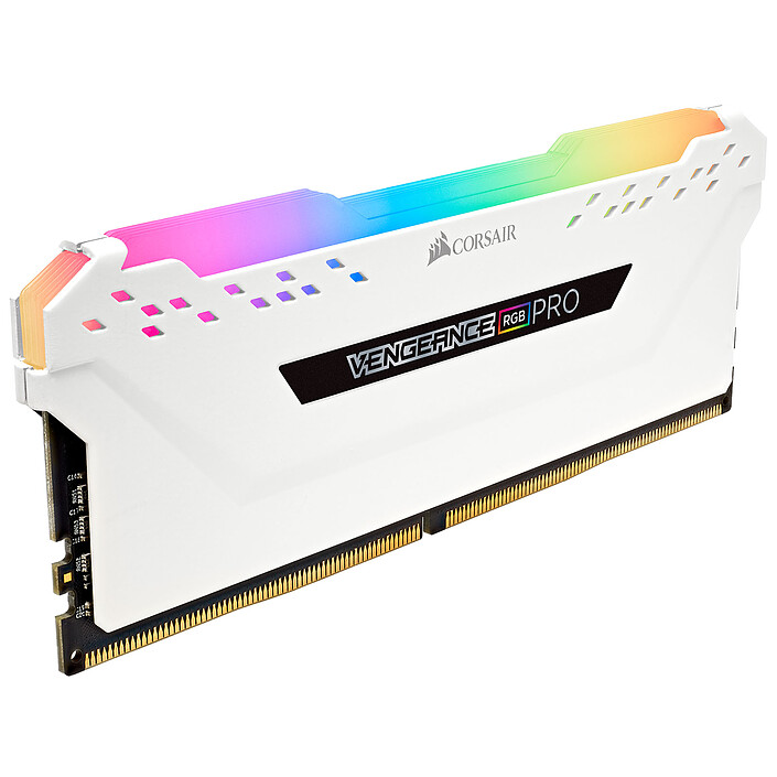 Avis Corsair Vengeance RGB PRO Series 64 Go (4x 16 Go) DDR4 2666 MHz CL16 Blanc