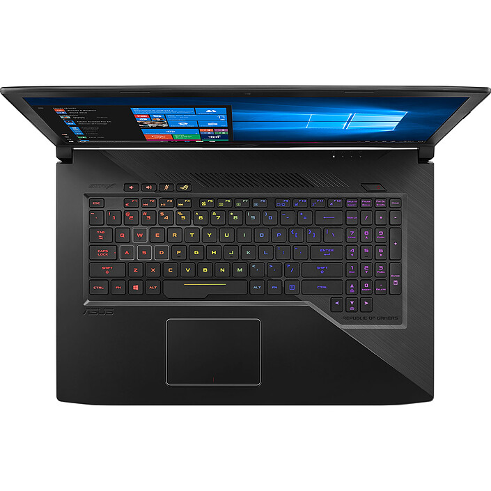 Avis ASUS ROG Station 17 PX703GE-GC153R