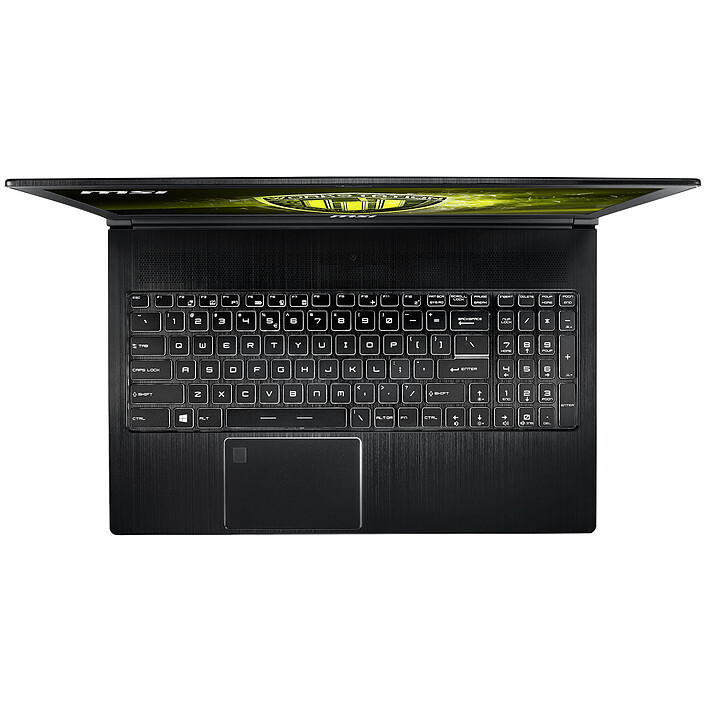 Avis MSI WS63 8SJ-042FR