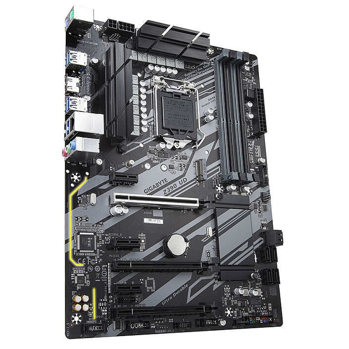 Avis Gigabyte Z390 UD