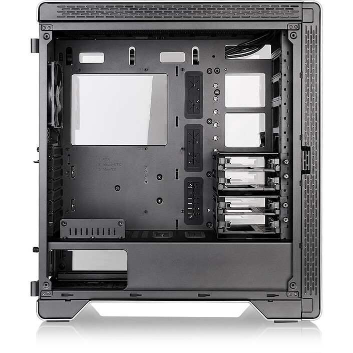 Nota Thermaltake A500 Edizione in alluminio con vetro temperato