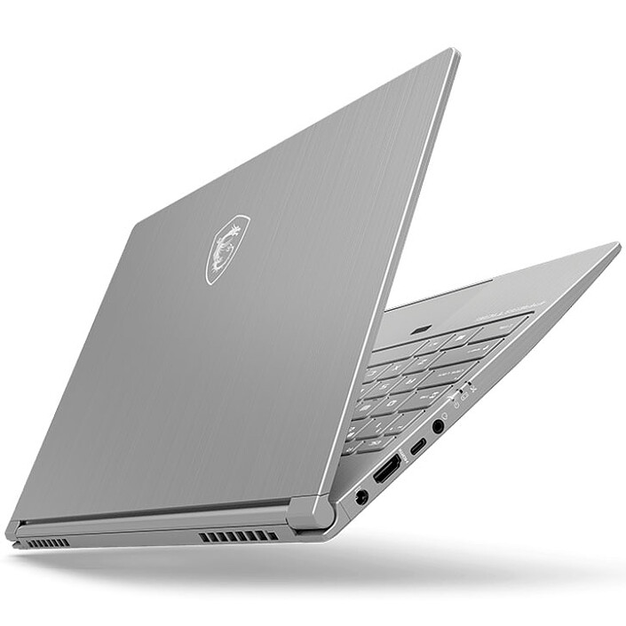 MSI GT83 8RG-028FR Titan + MSI PS42 8M-283XFR OFFERT ! pas cher