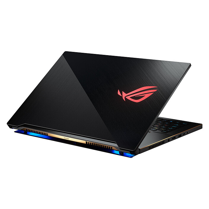 ASUS ROG Zephyrus S GX701GX-EV054T a bajo precio