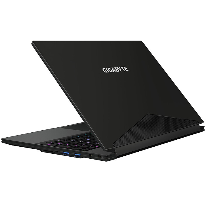 Gigabyte Aero 15 Classic WA-7FR0250P pas cher