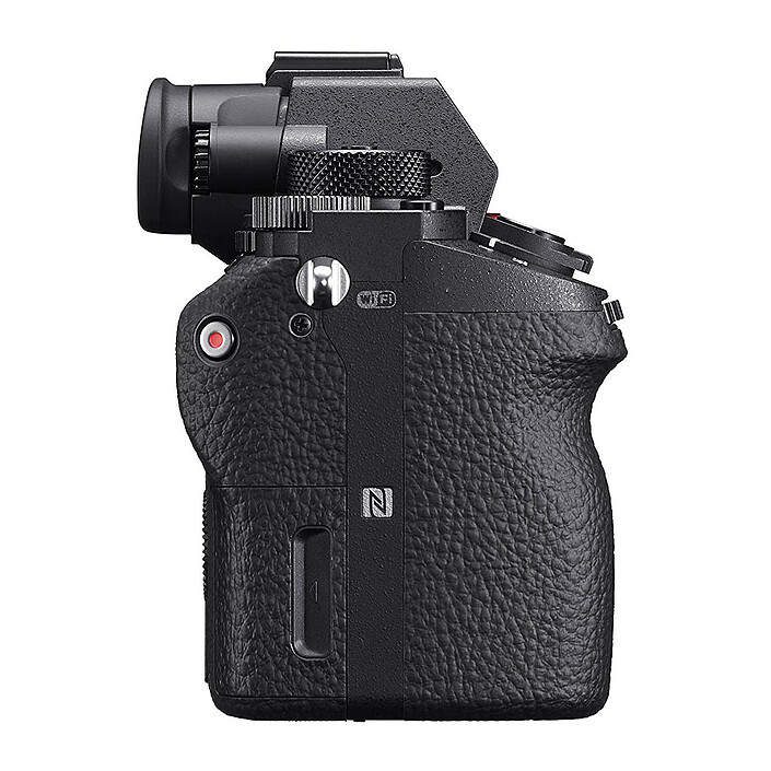 Avis Sony Alpha 7R II + Tamron 17-28mm F/2.8 Di III RXD