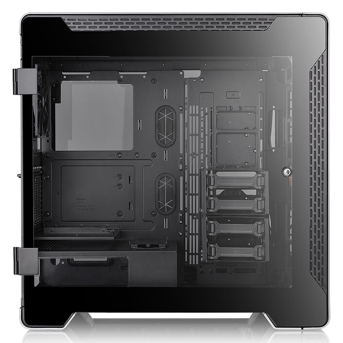 Avis Thermaltake A700 Aluminum Tempered Glass Edition