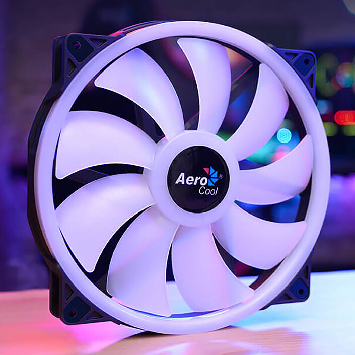 Avis Aerocool Duo 20