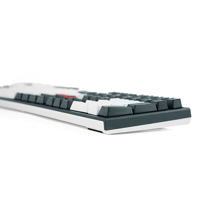 Avis Ducky Channel One 2 Tuxedo (Cherry MX Silent Red)