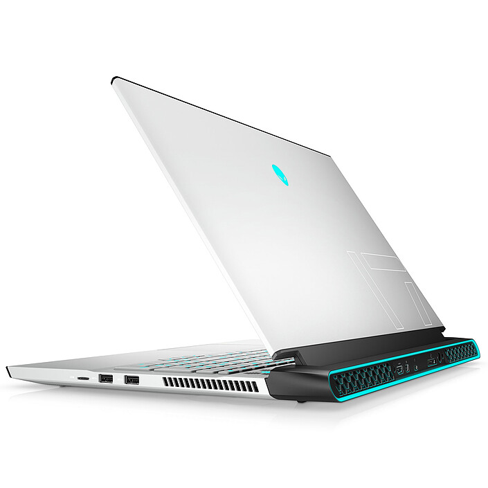 Alienware m17 R3 (5NGPV) pas cher