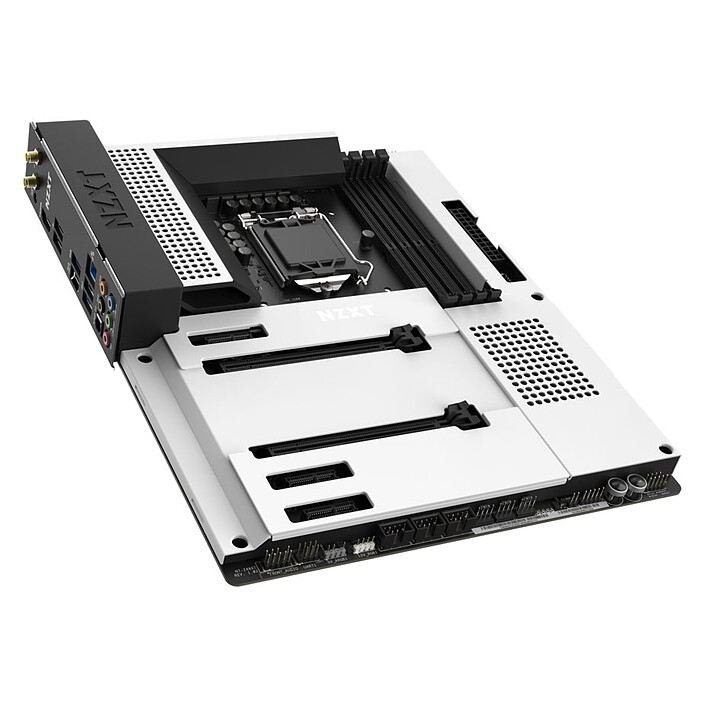 Review NZXT N7 Z490 - White