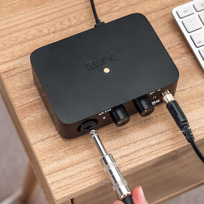 Review RODE AI-1
