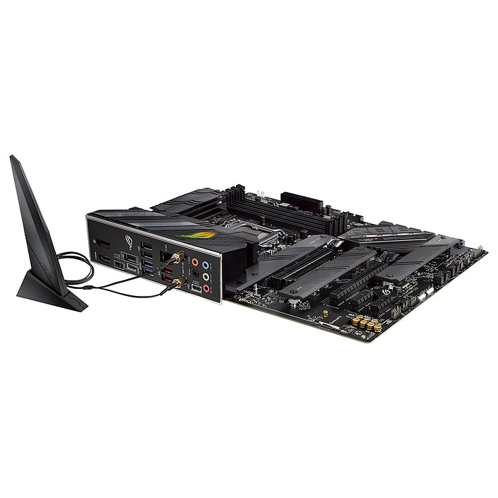 Acquista ASUS ROG STRIX B560-F GAMING WIFI