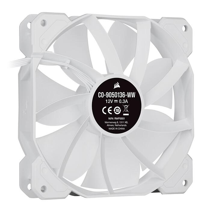 Nota Corsair SP120 RGB ELITE Triple Pack Bianco + Ligthing Node CORE