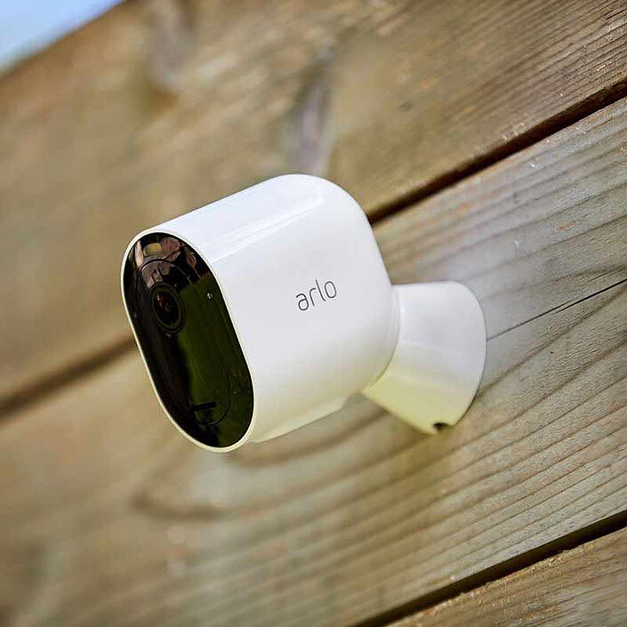 Avis Arlo Pro 4 Pack 2 Caméras - Blanc (VMC4250P)