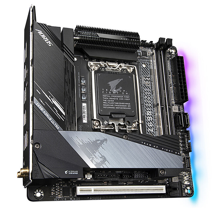 Acquista Gigabyte Z690I AORUS ULTRA