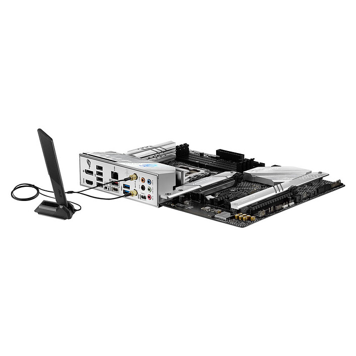 ASUS ROG STRIX B660-A GAMING WIFI economico