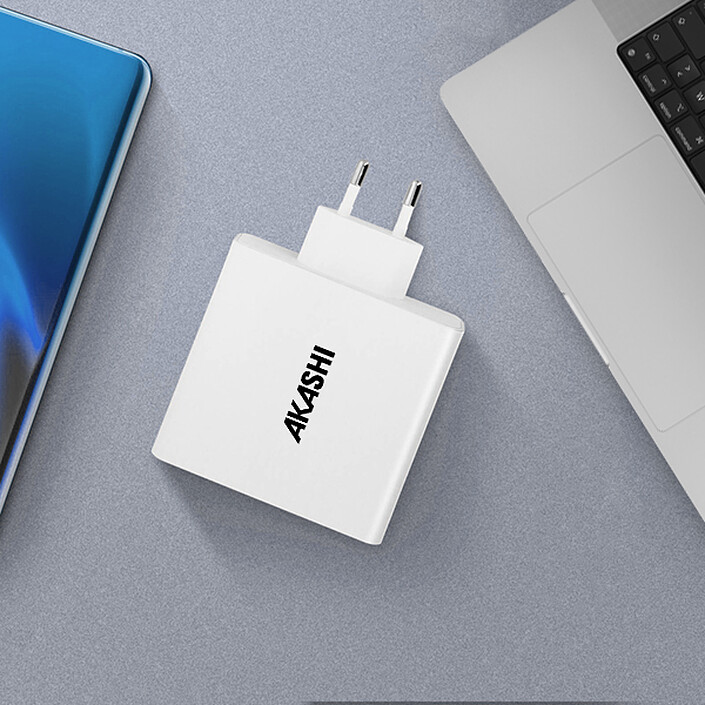 Review Akashi Mains Charger 60W 6A USB-C + 3x USB-A