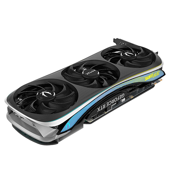 Avis ZOTAC GeForce RTX 4080 AMP Extreme AIRO