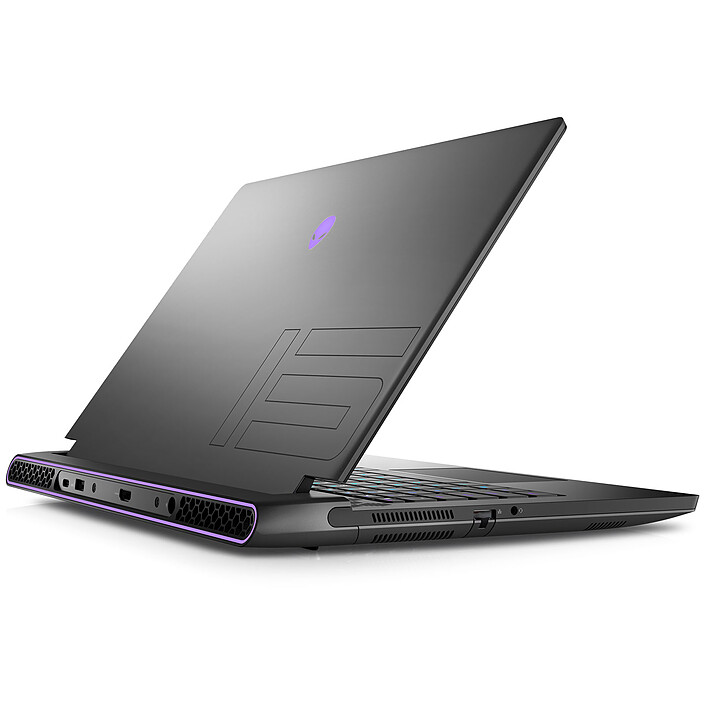 Buy Alienware m15 R7-472