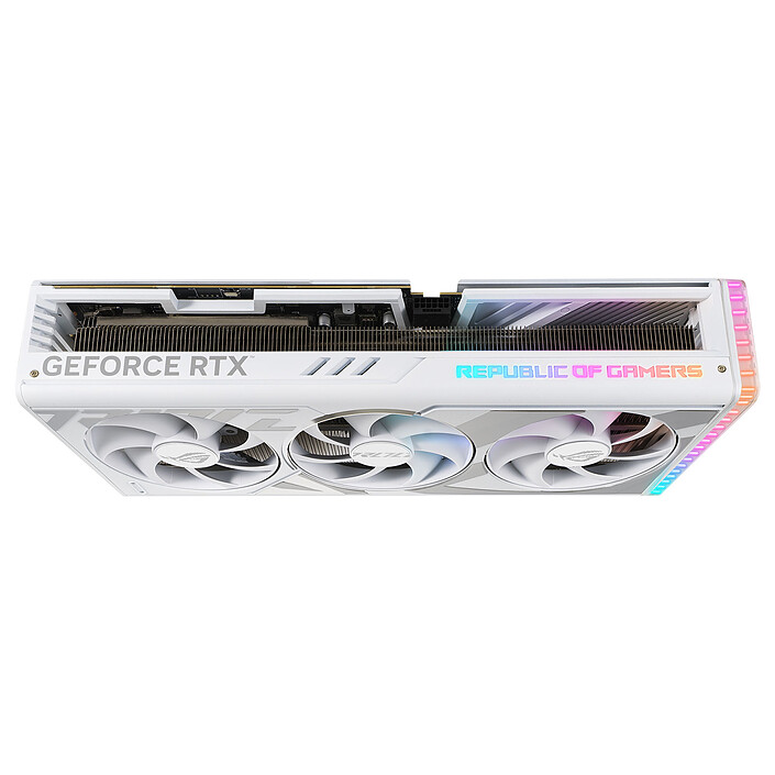 Avis ASUS ROG Strix GeForce RTX 4090 White OC Edition 24GB