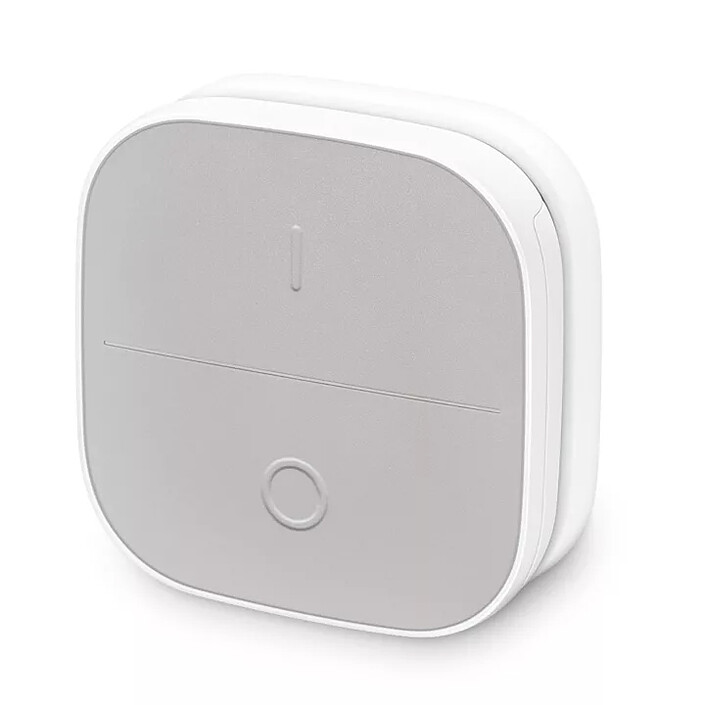 Smart lighting accessories