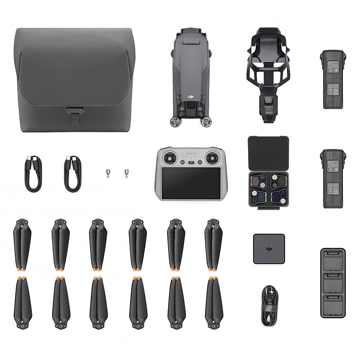 DJI Mavic 3 Pro Fly More Combo (DJI RC) - Drone - LDLC | Holy Moley