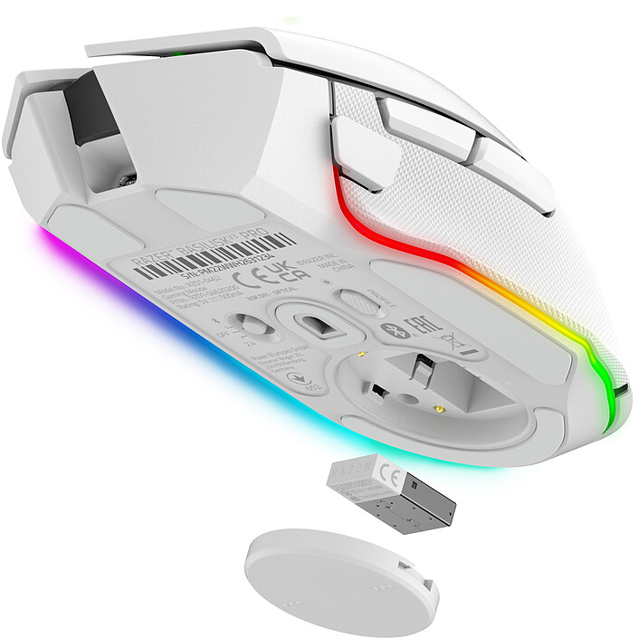 Razer Basilisk v3 Pro (Blanco) a bajo precio