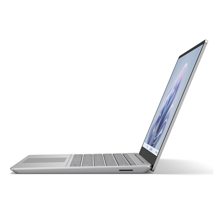 Avis Microsoft Surface Laptop Go 3 12.4" - Platine (XK1-00021)