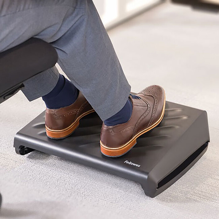 cheap Fellowes Breyta Footrest Black
