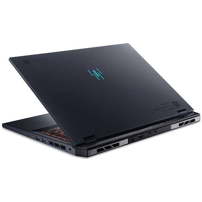 Acer Predator Helios Neo 18 PHN18-71-943W pas cher