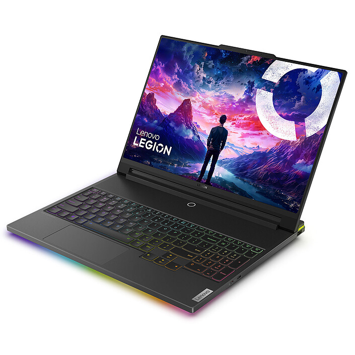 Review Lenovo Legion 9 16IRX9 (83G00048EN)