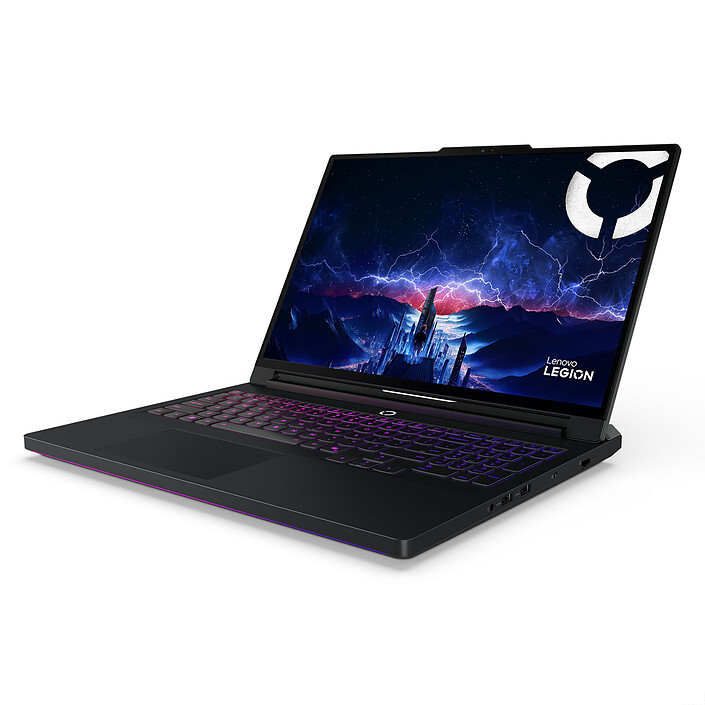Review Lenovo Legion Pro 7 16IAX10H (83F50067EN)