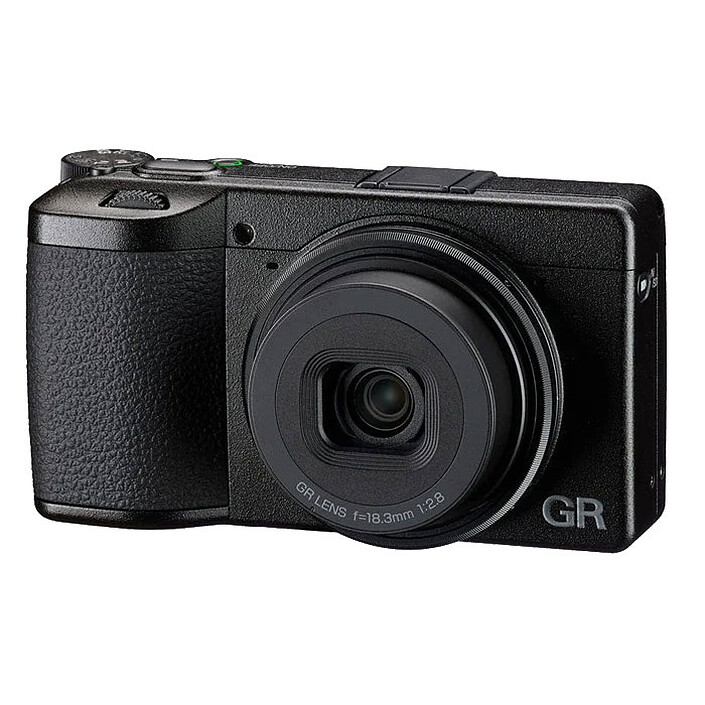 Avis Ricoh GR IV