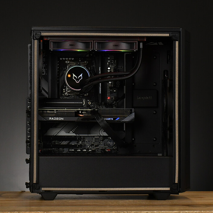 Opiniones sobre LDLC PC11i Zen-M5 X3D Plus Perfect SIXT