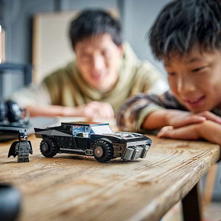 Acquista LEGO DC Comics 76332 La Batmobile di The Batman