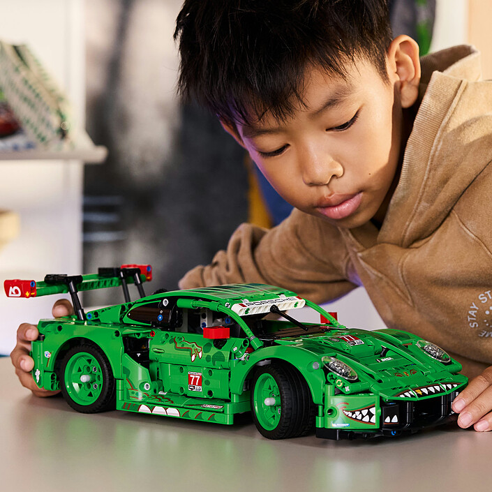 Buy LEGO Technic 42224 Porsche 911 GT3 R REXY AO Racing Car