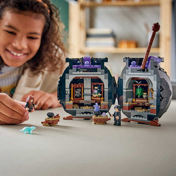 Buy LEGO Harry Potter 76464 The Leaky Cauldron: the Hidden Potions Class