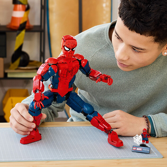 Comprar LEGO Marvel 76346 Spider-Man, la figura de héroe