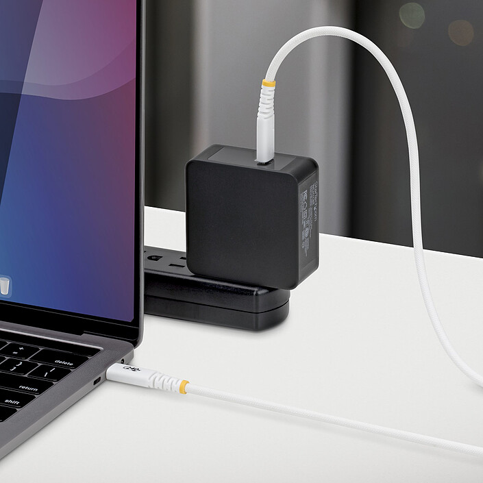 StarTech.com Câble USB-C vers USB-C 2.0 - 240W 5A PD EPR - 3 m - Blanc pas cher