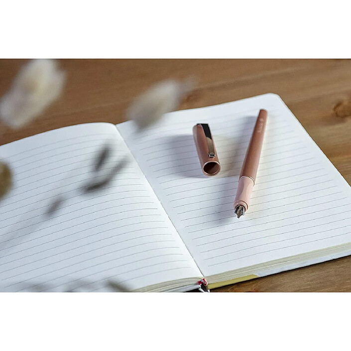 SCHNEIDER Stylo à plume Callissima Apricot 1,8 mm pas cher