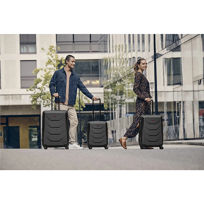 Avis Wenger - Valise bureau nomade 93L Prymo Carry-On roulettes 360 noire