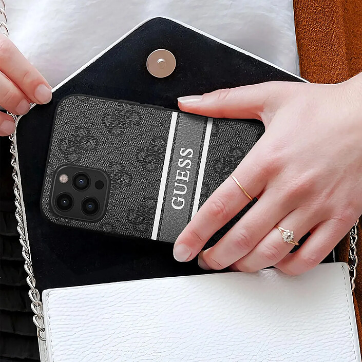 Avis Guess Coque pour Apple iPhone 12 Pro Max Stripe Gris