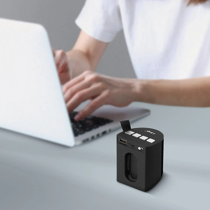 Avis LinQ Enceinte Sans-fil Bluetooth LED Multicolore Radio FM Port USB micro SD Noir