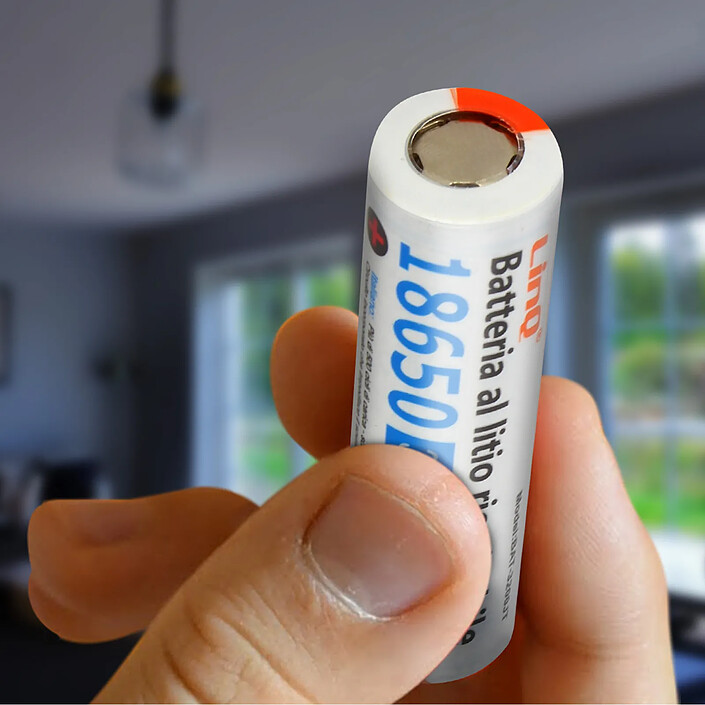 LinQ 2 Piles 18650 Lithium 3200mAh 3.7V Rechargeable Tête Plate 3200JT Orange pas cher